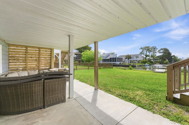 2204 Chestnut St., North Myrtle Beach, SC 29582