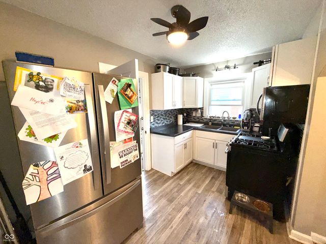 2300 W 8th Street, Anderson, IN 46016