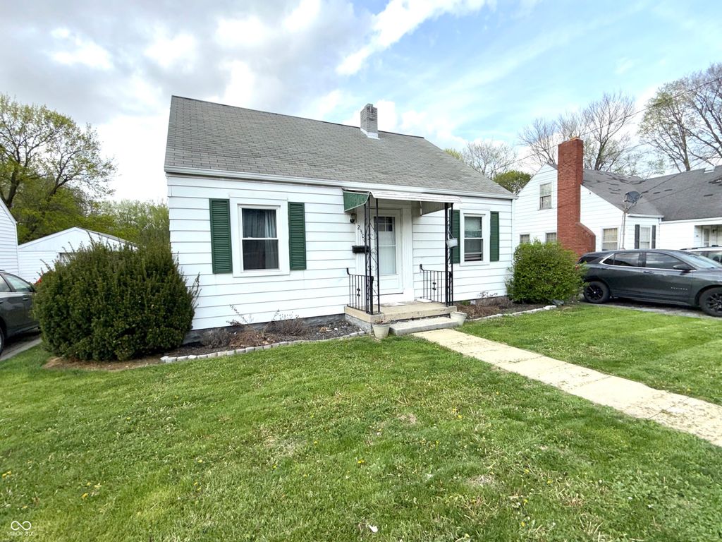 2300 W 8th Street, Anderson, IN 46016