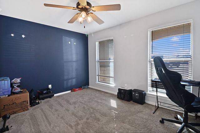 7 Hawk Ave, Odessa, TX 79765