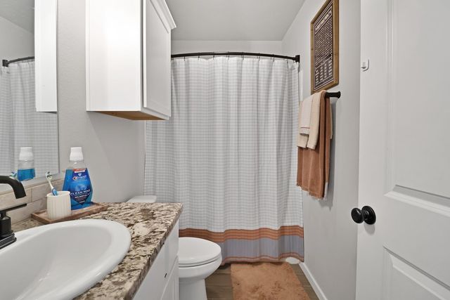 7 Hawk Ave, Odessa, TX 79765