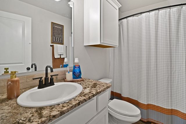 7 Hawk Ave, Odessa, TX 79765