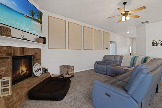 7 Hawk Ave, Odessa, TX 79765