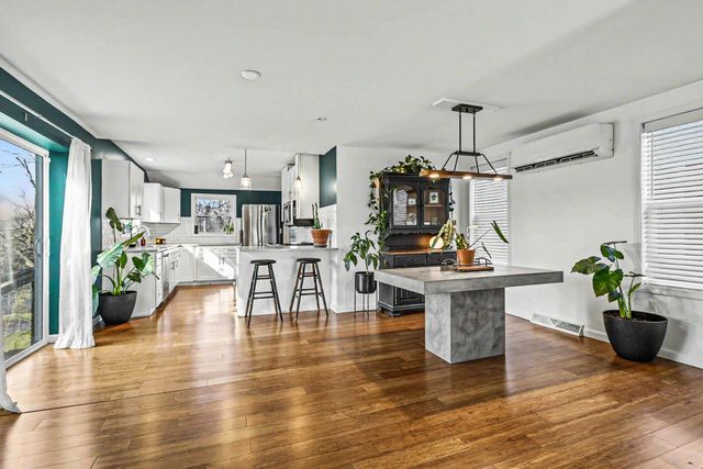 1301 Harrison Avenue, St. Joseph, MI 49085