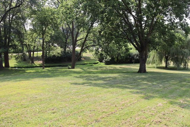 2707 W Rock Falls Road, Rock Falls, IL 61071