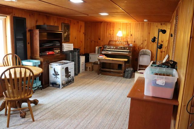 2707 W Rock Falls Road, Rock Falls, IL 61071