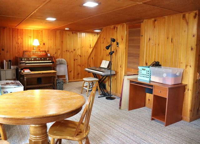 2707 W Rock Falls Road, Rock Falls, IL 61071