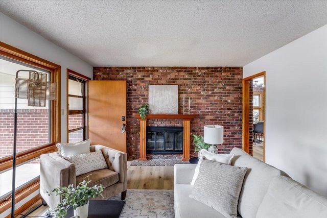 112 W Lincoln, Derby, KS 67037