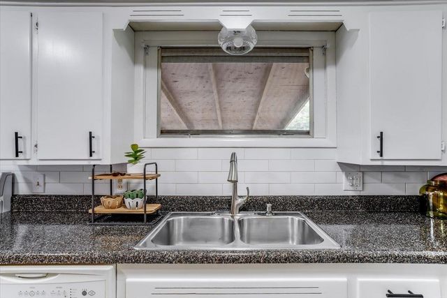 112 W Lincoln, Derby, KS 67037