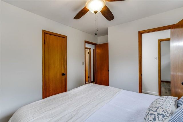 112 W Lincoln, Derby, KS 67037