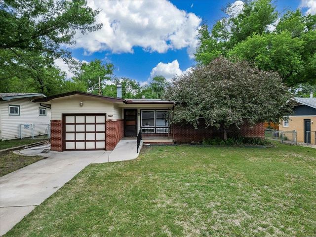112 W Lincoln, Derby, KS 67037