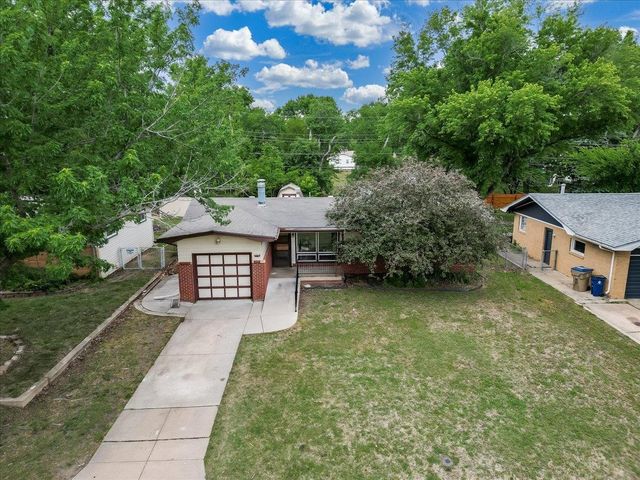 112 W Lincoln, Derby, KS 67037