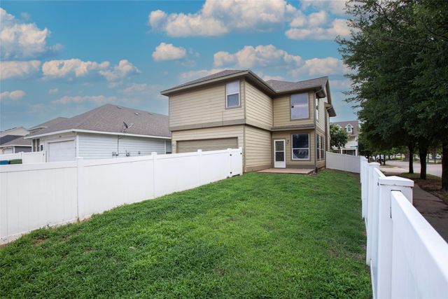 10201 Franklin Drive, Providence Village, TX 76227