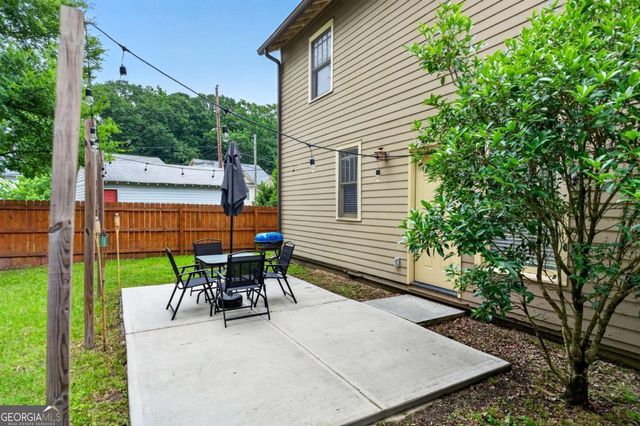 2493 Burtz Street NW, Atlanta, GA 30318