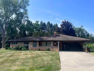 5156 Eastbrook Ct Court, Utica, MI 48316