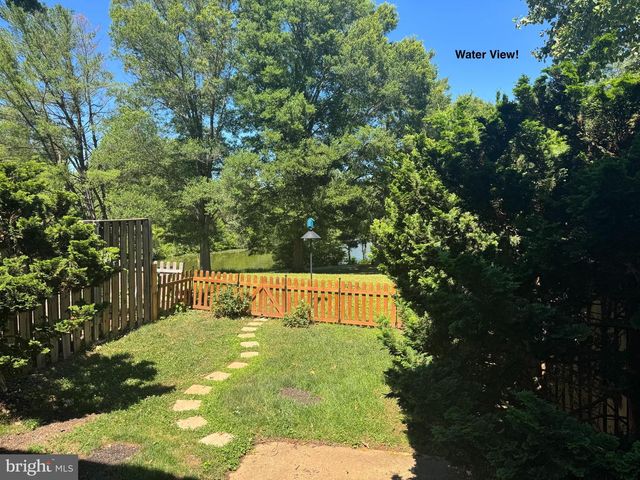 5546 KENDRICK LN, Burke, VA 22015