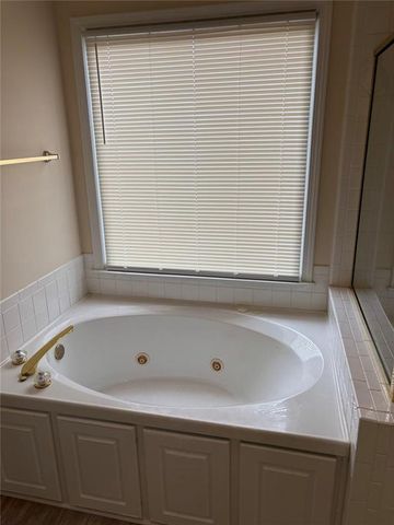 220 Cross Creek Drive, Lilburn, GA 30047
