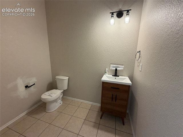 3429 Kingfisher Nest Grove, Colorado Springs, CO 80916