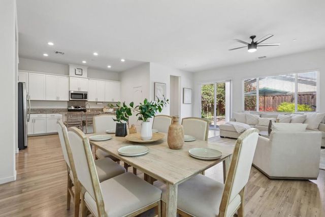 2140 Garnet Way, Hollister, CA 95023