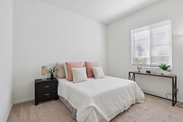 2140 Garnet Way, Hollister, CA 95023