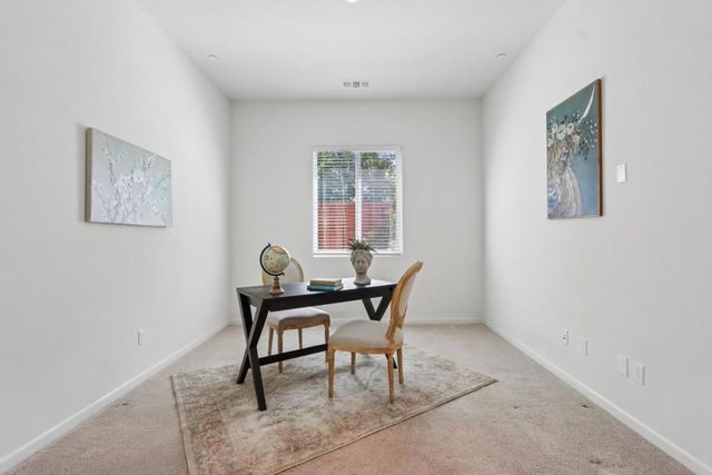 2140 Garnet Way, Hollister, CA 95023