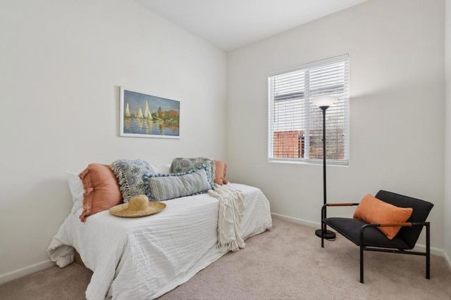 2140 Garnet Way, Hollister, CA 95023