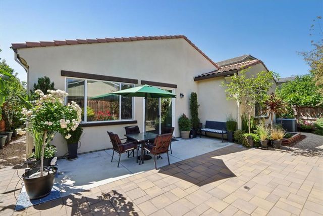 2140 Garnet Way, Hollister, CA 95023
