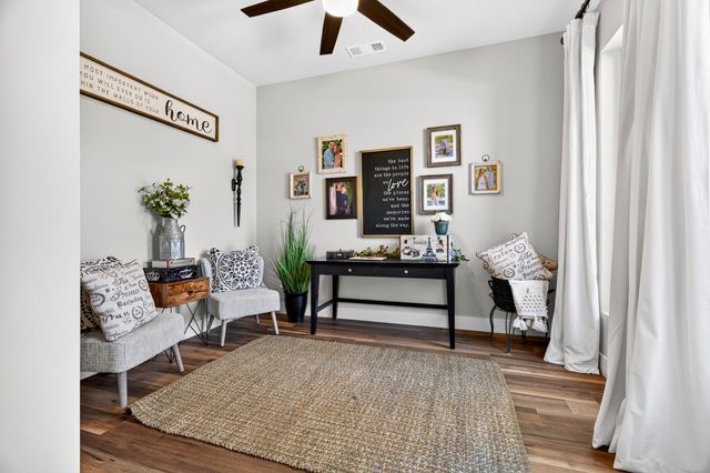 808 Iris Ct, Lodi, CA 95242