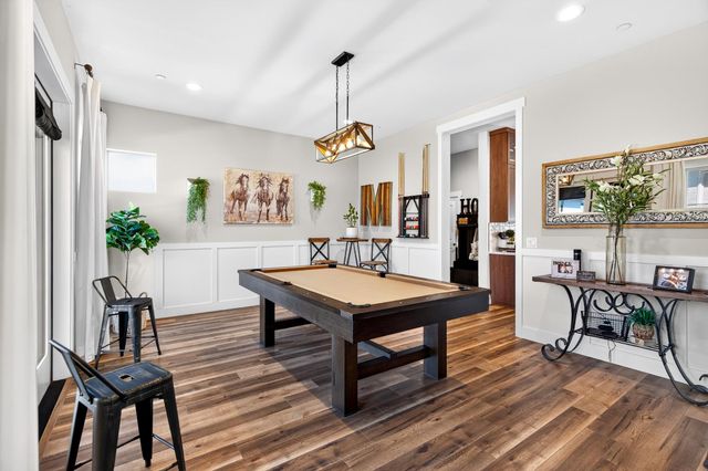 808 Iris Ct, Lodi, CA 95242