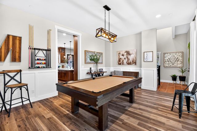 808 Iris Ct, Lodi, CA 95242