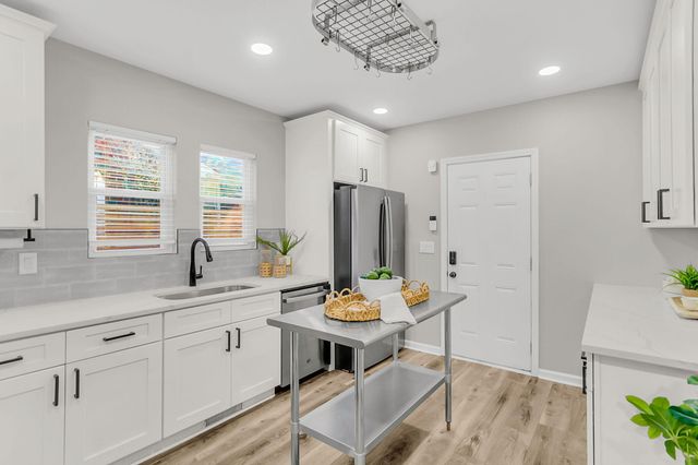 1187 Marquis Road, North Charleston, SC 29405