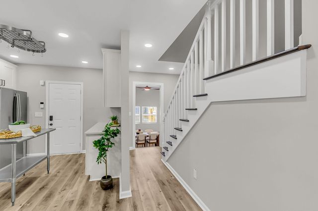 1187 Marquis Road, North Charleston, SC 29405