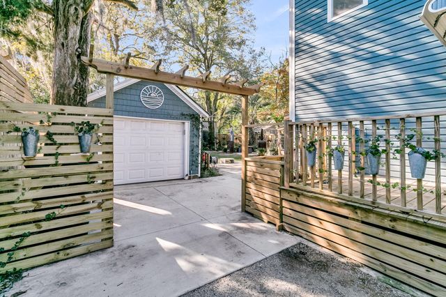 1187 Marquis Road, North Charleston, SC 29405