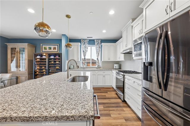 3530 Lakeside Village, Paso Robles, CA 93446
