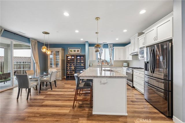 3530 Lakeside Village, Paso Robles, CA 93446