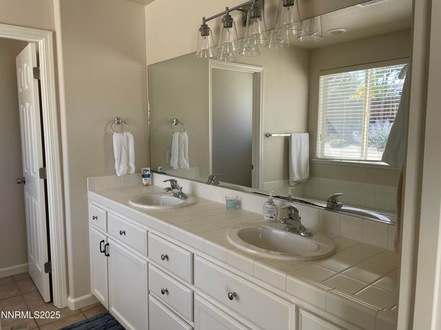 2979 Del Rio Lane, Minden, NV 89423