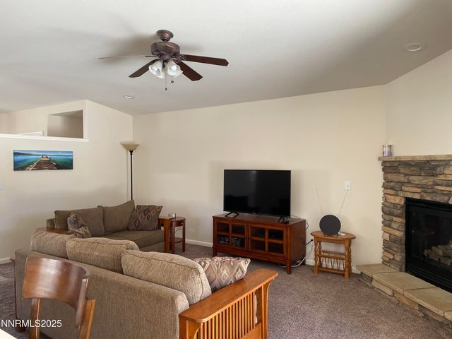 2979 Del Rio Lane, Minden, NV 89423