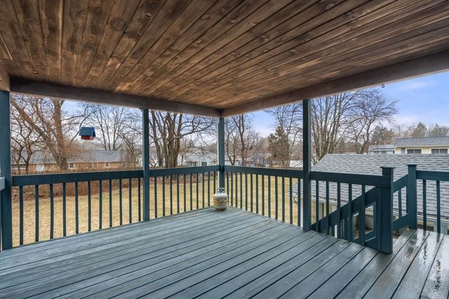 6 Nancy Cir, Maynard, MA 01754