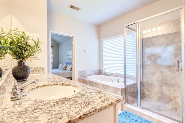 2718 Ginger Cove Lane, Pearland, TX 77584