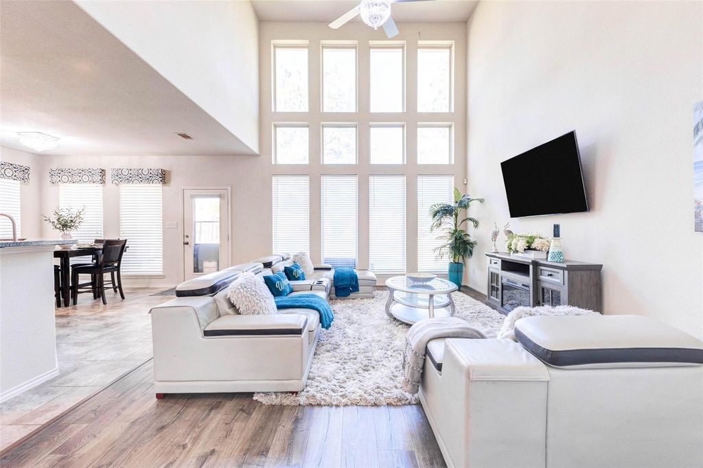 2718 Ginger Cove Lane, Pearland, TX 77584