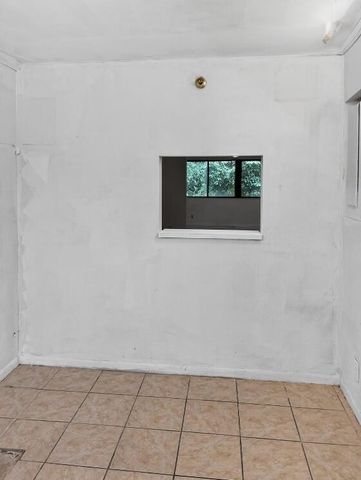 4820 Lucerne Lakes Boulevard W 402, Lake Worth, FL 33467