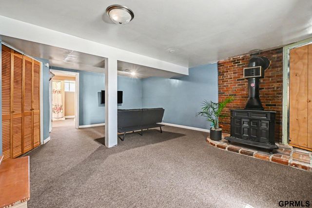 1000 N 4th Street, Springfield, NE 68059