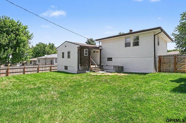 1000 N 4th Street, Springfield, NE 68059