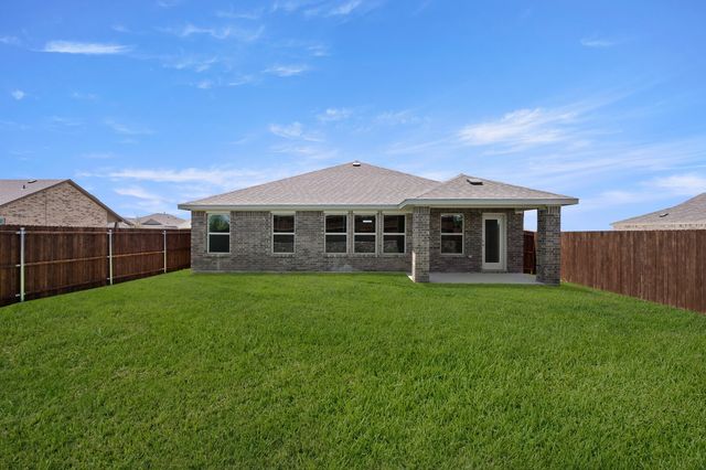 408 Comanche Drive, Cleburne, TX 76033