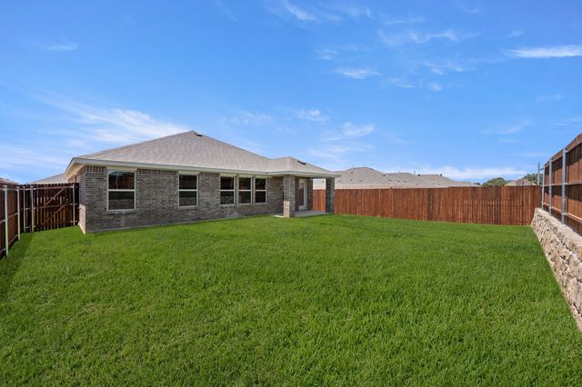 408 Comanche Drive, Cleburne, TX 76033