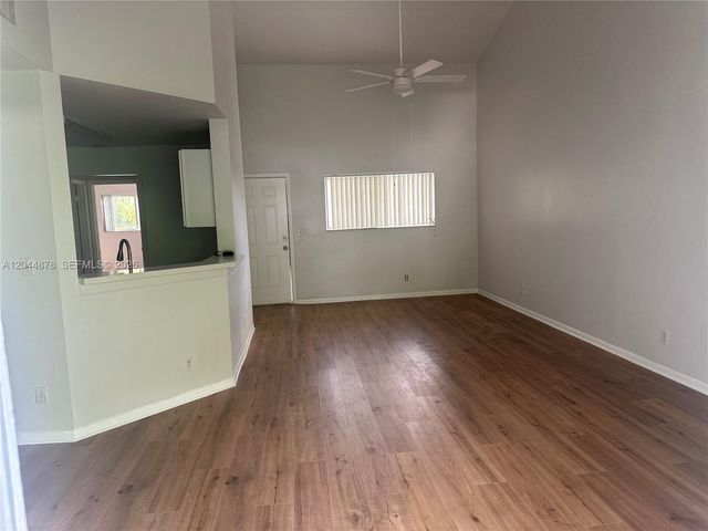 3417 NW 44th Street 206, Oakland Park, FL 33309