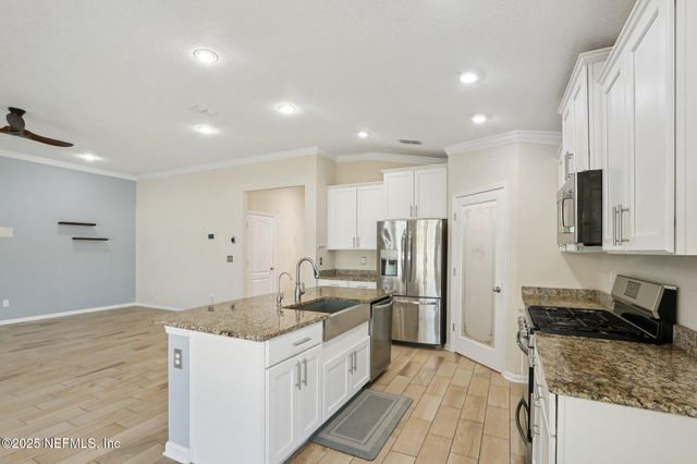 649 SHETLAND Drive, St. Johns, FL 32259