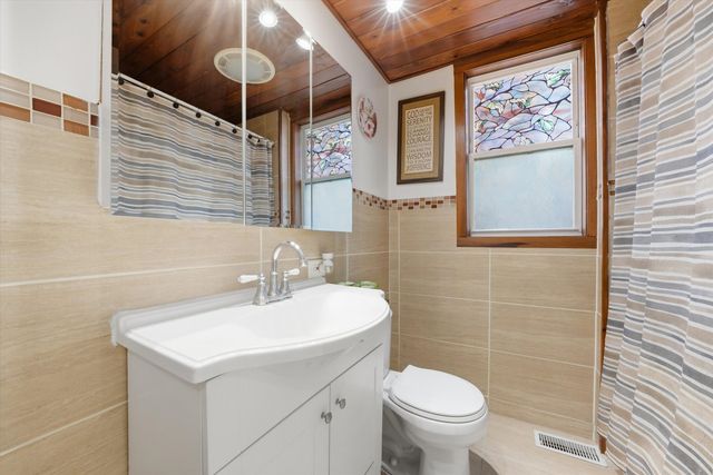 5237 S Fairfield Avenue, Chicago, IL 60632