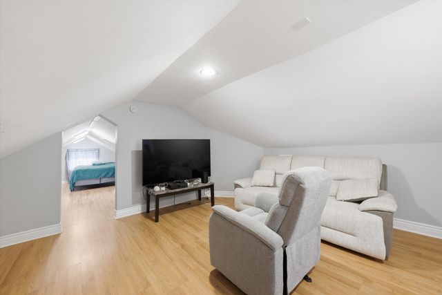 5237 S Fairfield Avenue, Chicago, IL 60632