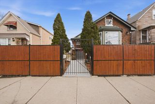 5237 S Fairfield Avenue, Chicago, IL 60632